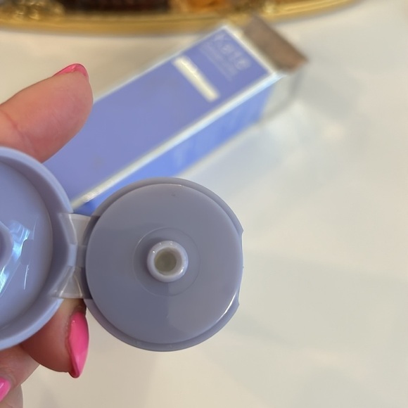 Kate Somerville Goat Milk Moisturizing Cleanser, Gentle Daily Face Wash - Picture 3 of 7